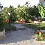 아파트호텔 Ammes Livathos (Kefalonia)