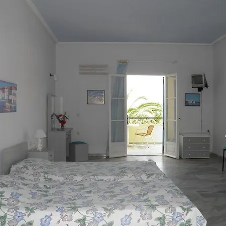 Ammes Aparthotel 3*